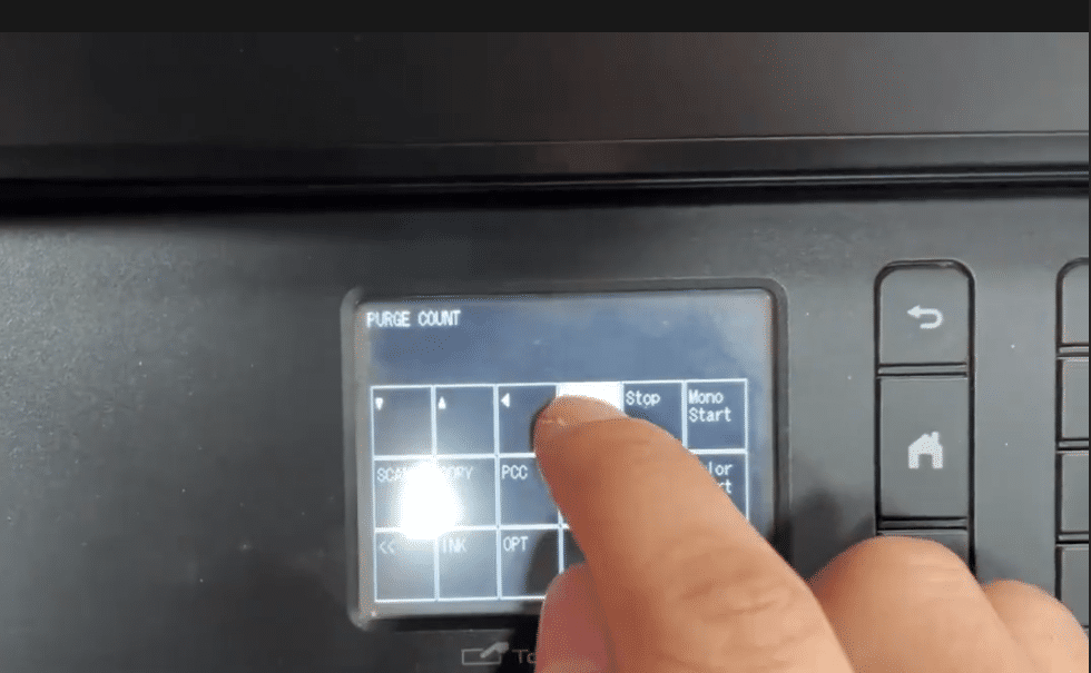 兄弟MFC-J3940DW打印机一开机提示墨水回收盒已满
